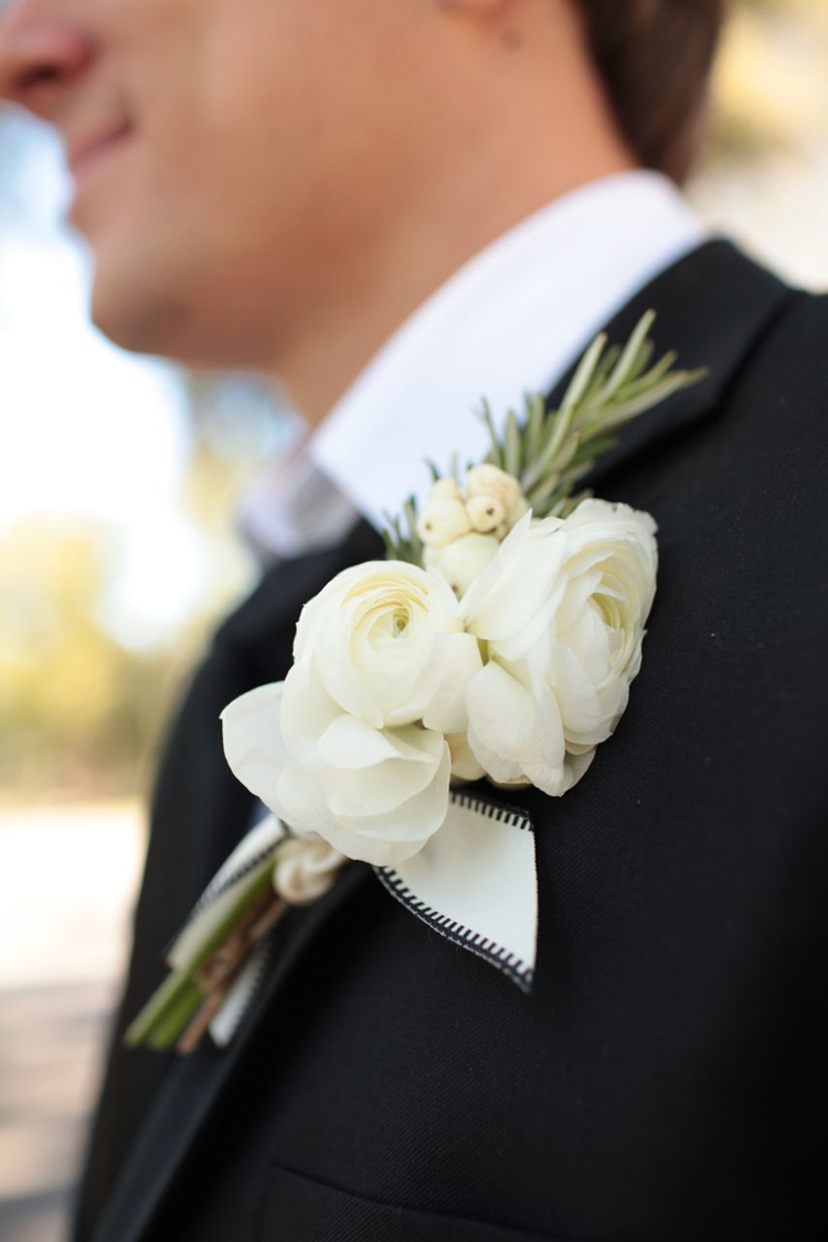 Handsome Boutonnieres | Lowcountry Bride